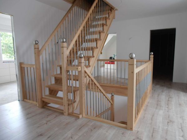 Aufgesattelte Treppen 